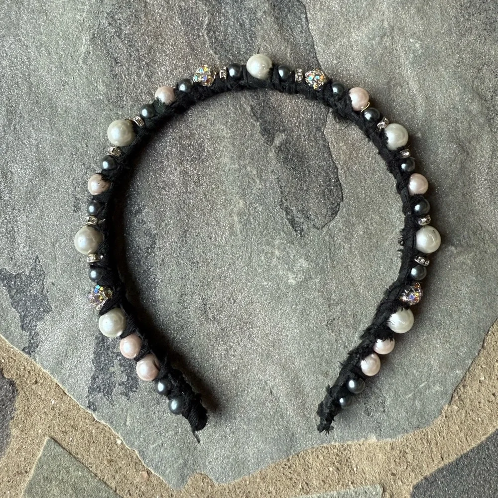 New🌟Free People-Elegant Black and Pearl Headband
